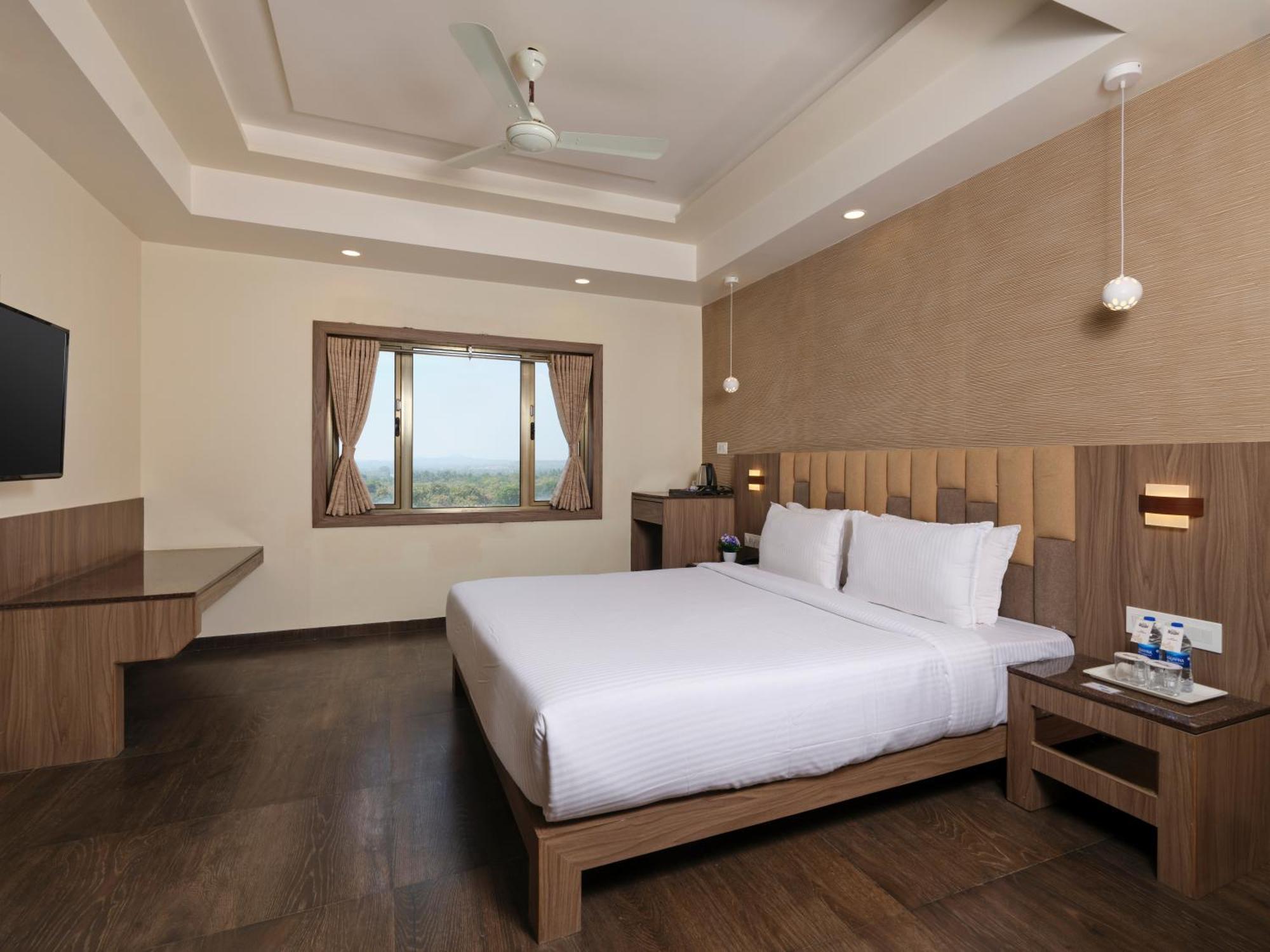 อมิธารา สเตย์ Hotel ชาซันเกอร์ ภายนอก รูปภาพ